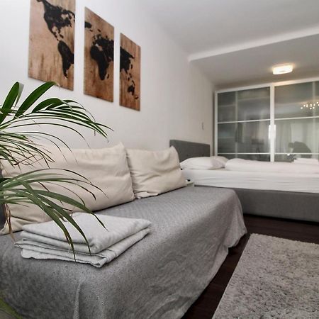 Balcony Apartment - Next To Opera Viena Exterior foto