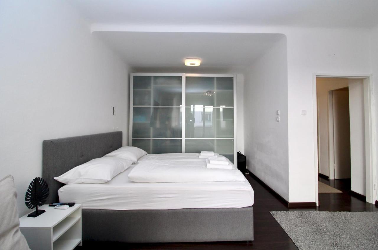 Balcony Apartment - Next To Opera Viena Exterior foto
