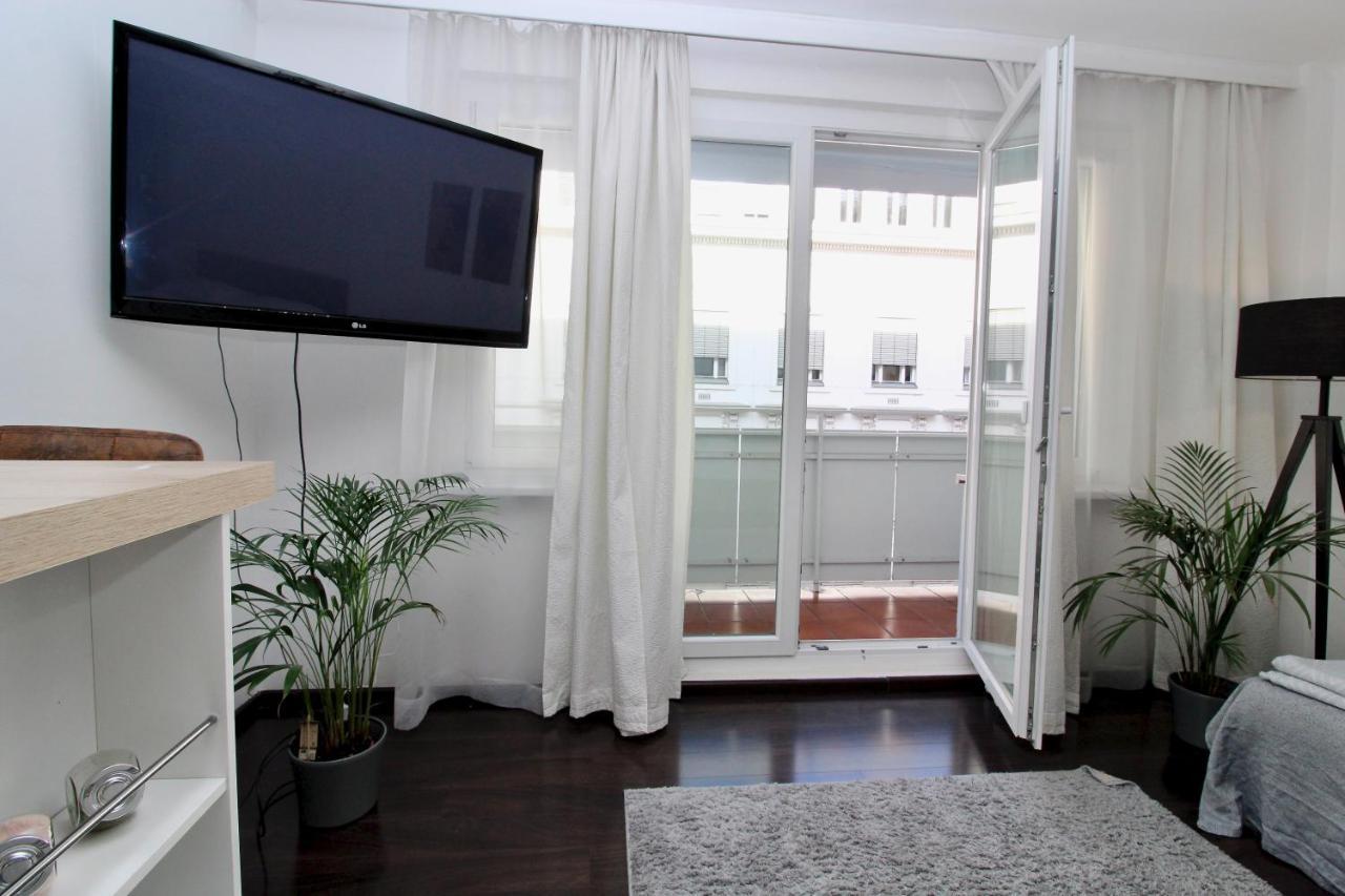 Balcony Apartment - Next To Opera Viena Exterior foto